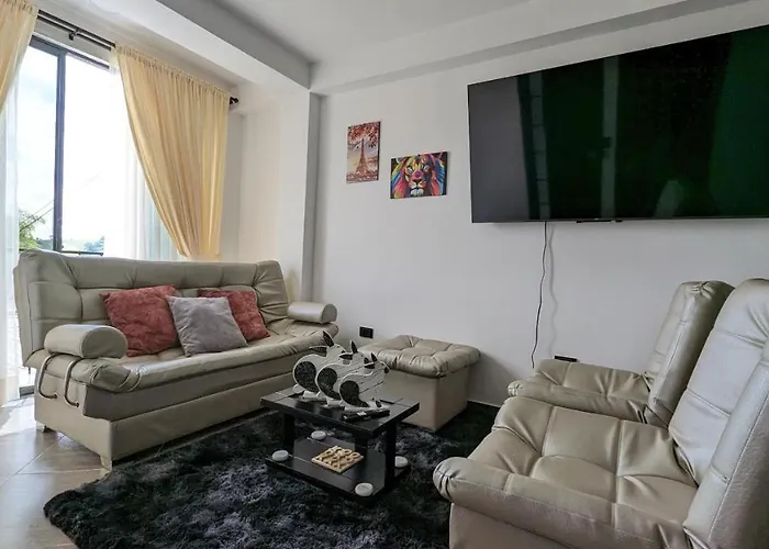 Moderno Apto Familiar Piso 3